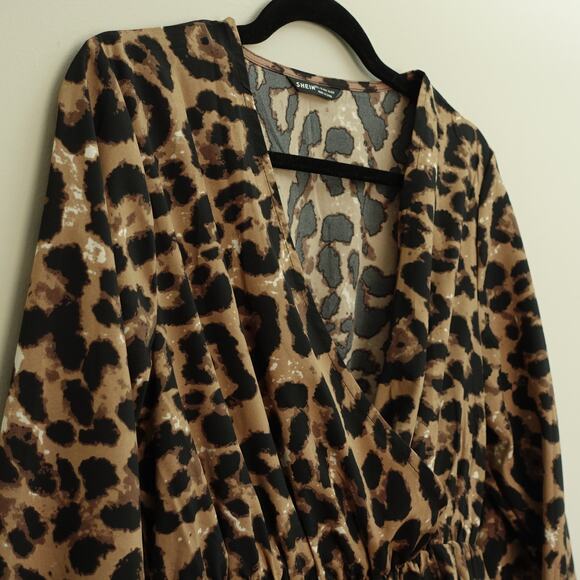 SHEIN LUNE Womens Leopard Print Ruffle Hem Surplice Dress Brown Black Size L - Picture 4 of 10